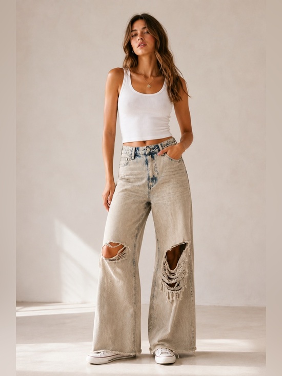 Vervet Denim - VERVET Los Angeles Size 29 Distressed Wide Leg Jeans Acid Wash Raw Hem High Rise